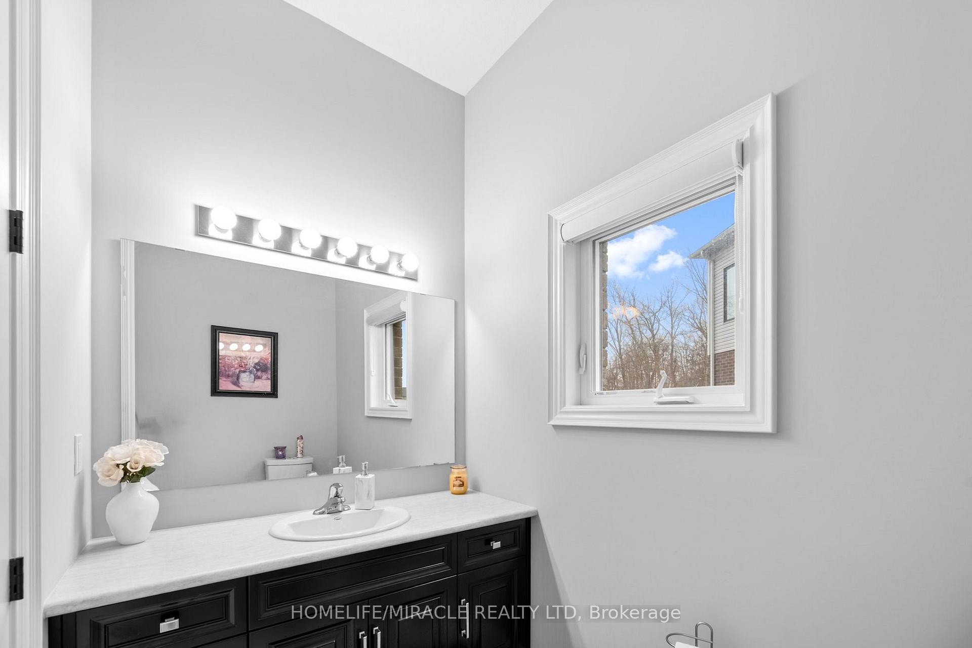 Photo 19 of 147 Ambrous Crescent, Guelph, Kortright East — HOMEH