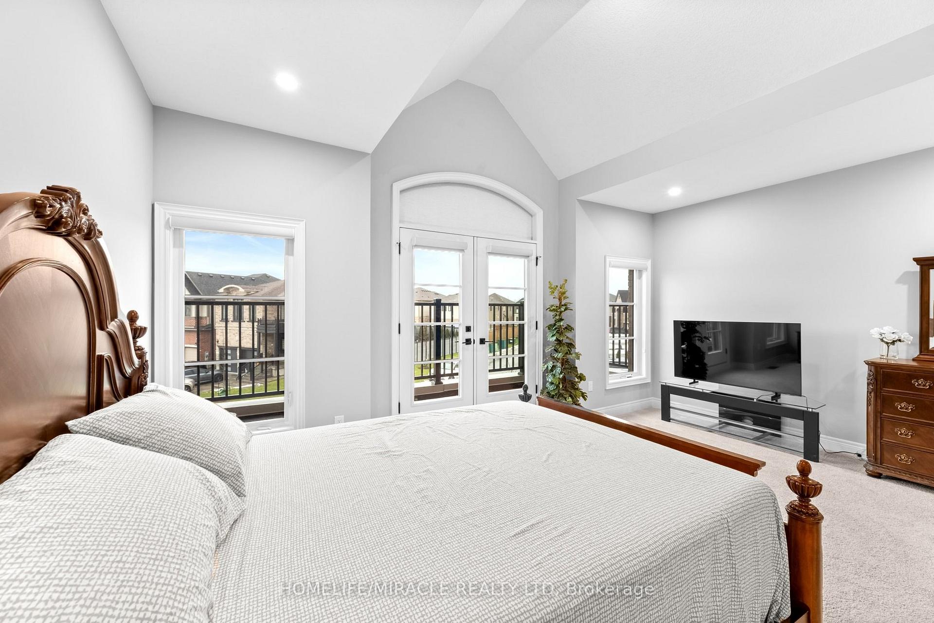 Photo 36 of 147 Ambrous Crescent, Guelph, Kortright East — HOMEH