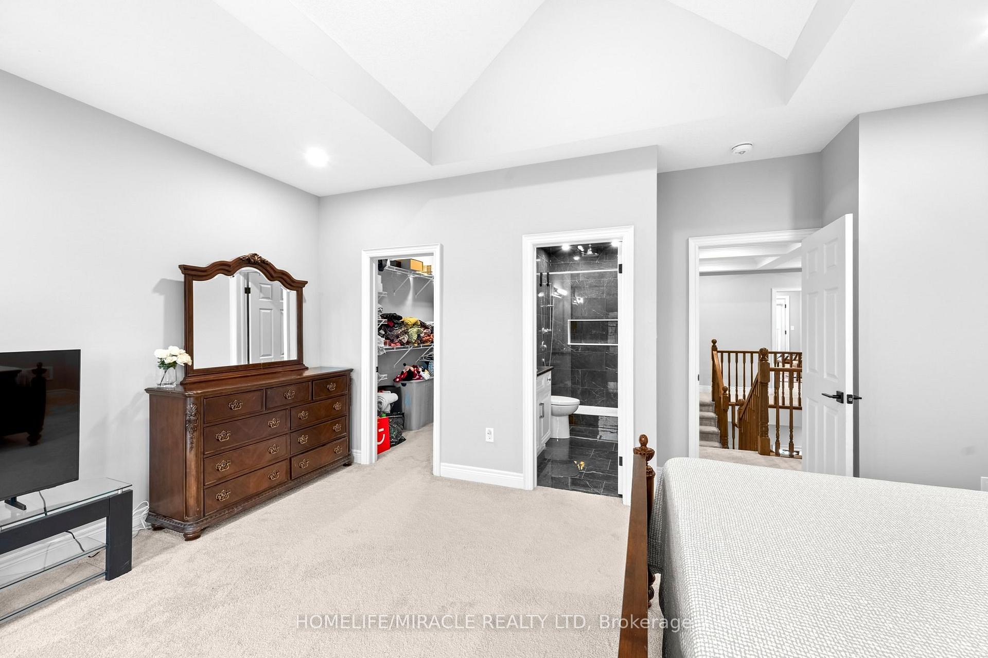 Photo 37 of 147 Ambrous Crescent, Guelph, Kortright East — HOMEH