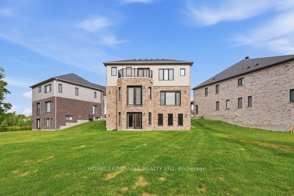 Photo 45 of 147 Ambrous Crescent, Guelph, Kortright East — HOMEH