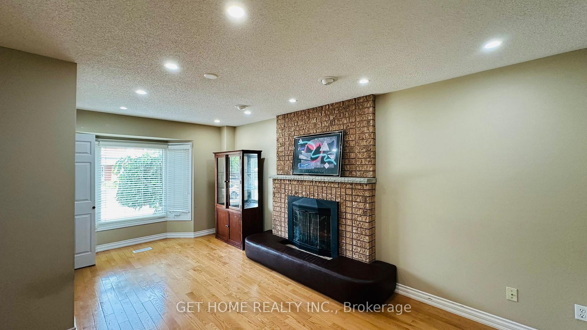 Photo 4 of Unit Main, 67 Eldridge Place, Whitby, Pringle Creek — HOMEH