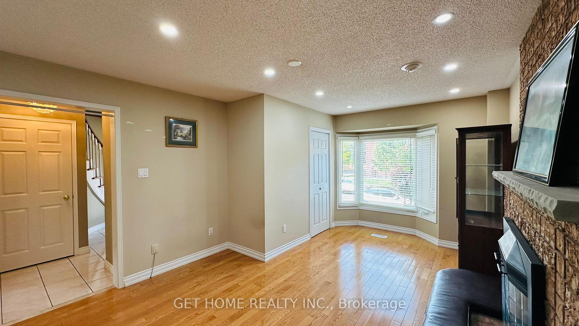 Photo 5 of Unit Main, 67 Eldridge Place, Whitby, Pringle Creek — HOMEH