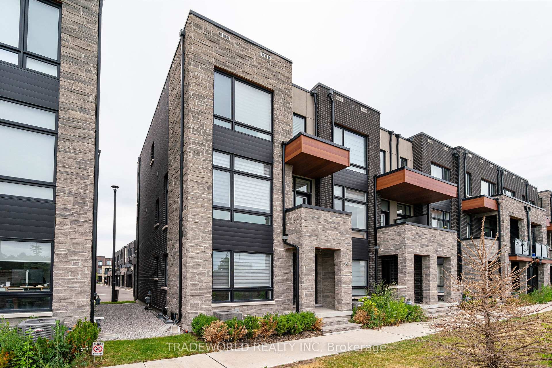 Photo of 59 Carpaccio Avenue