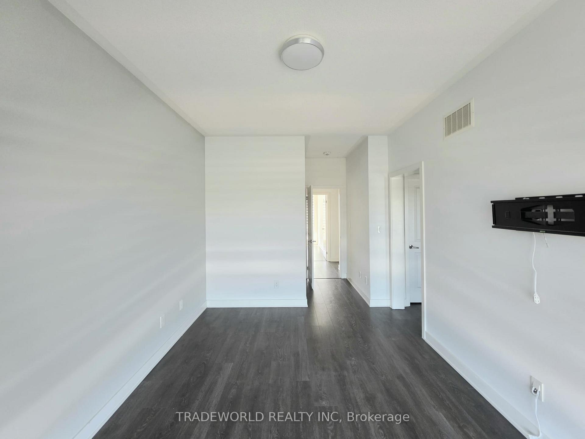 Photo 14 of 59 Carpaccio Avenue, Vaughan, Vellore Village — HOMEH