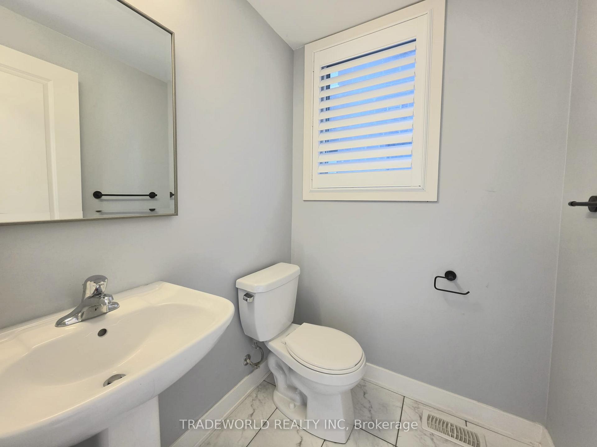 Photo 23 of 59 Carpaccio Avenue, Vaughan, Vellore Village — HOMEH