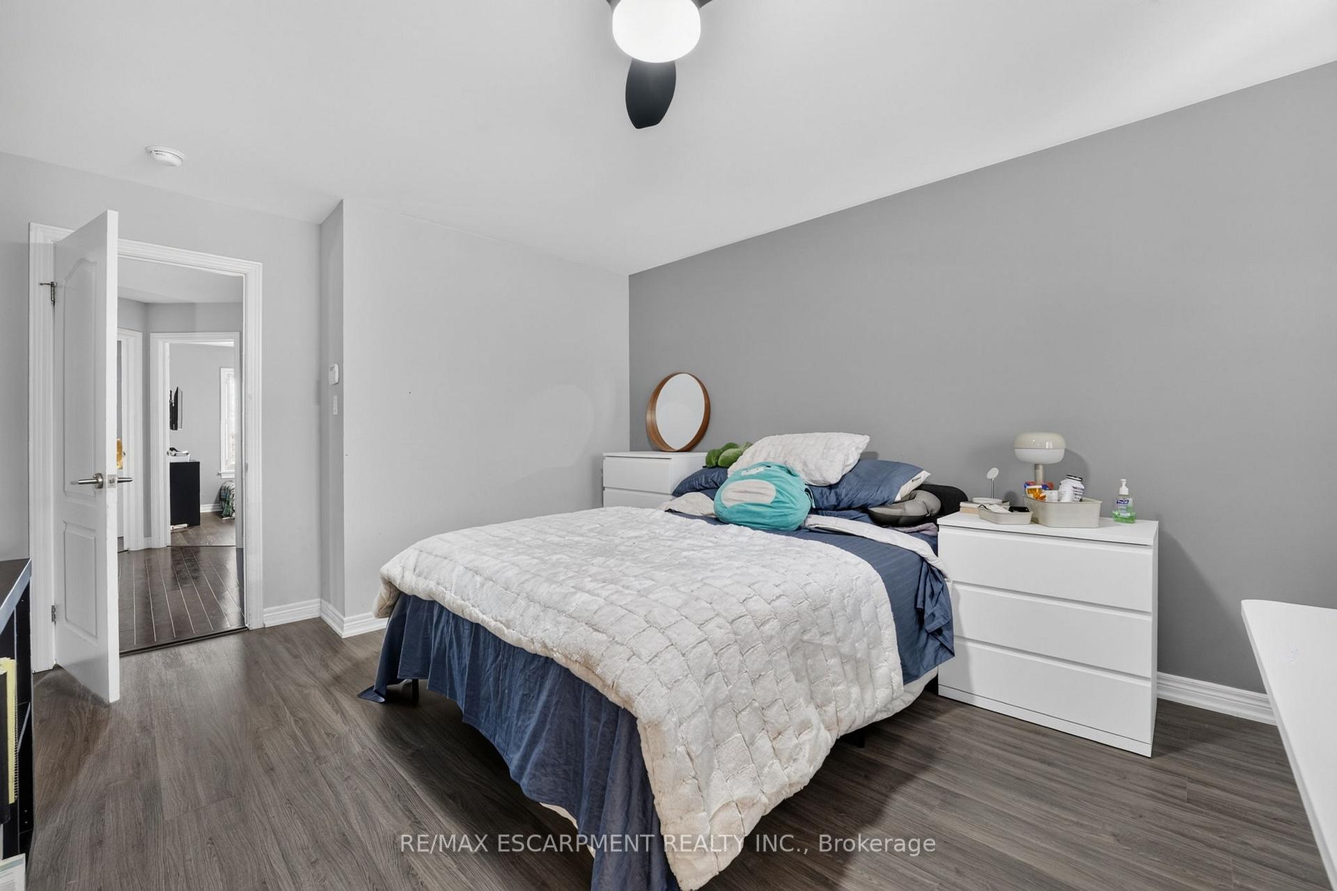 Photo 27 of 58 Summerberry Way, Hamilton, Carpenter — HOMEH