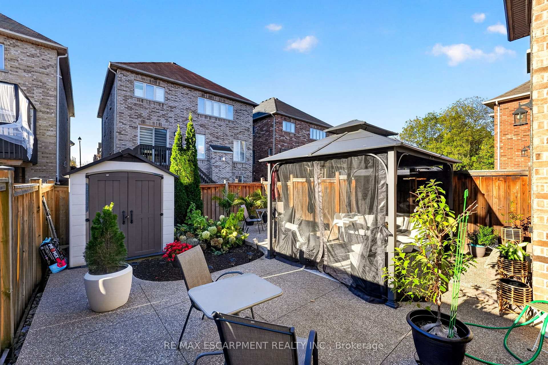 Photo 40 of 58 Summerberry Way, Hamilton, Carpenter — HOMEH