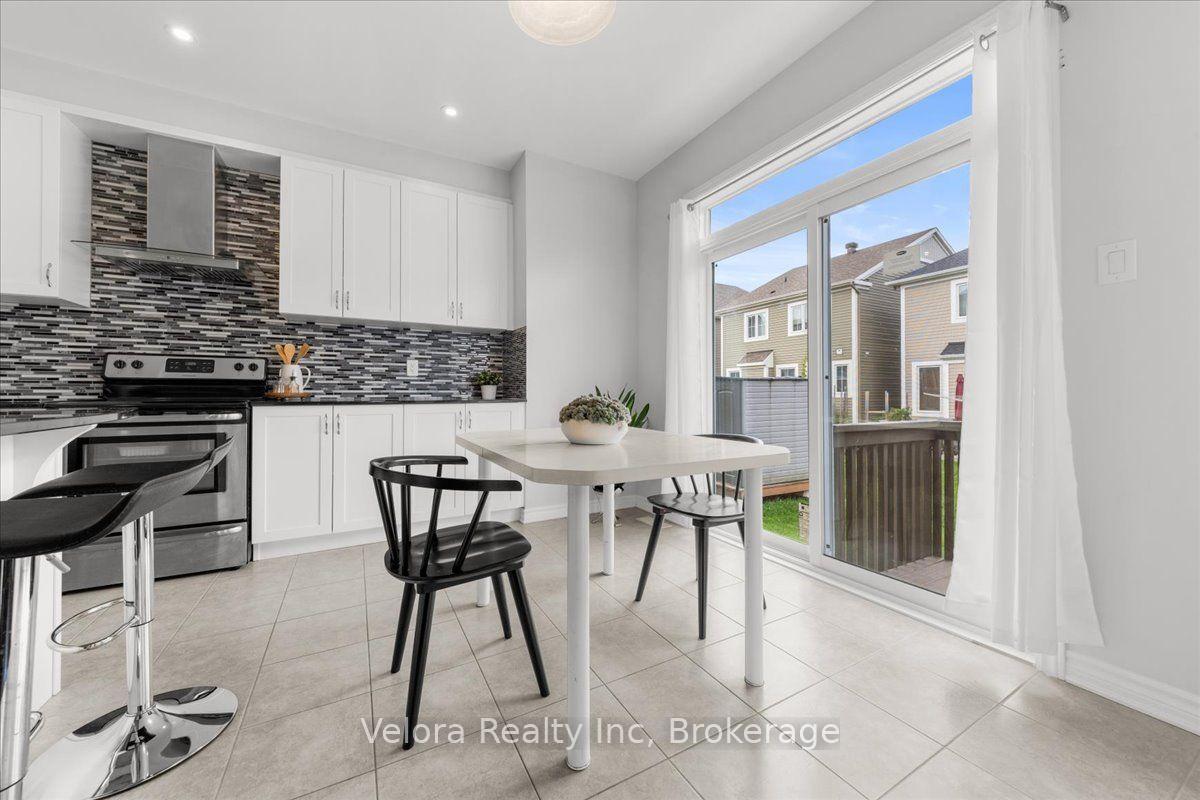 Photo 19 of 762 Rosehill Avenue, Ottawa, Stittsville (North) — HOMEH