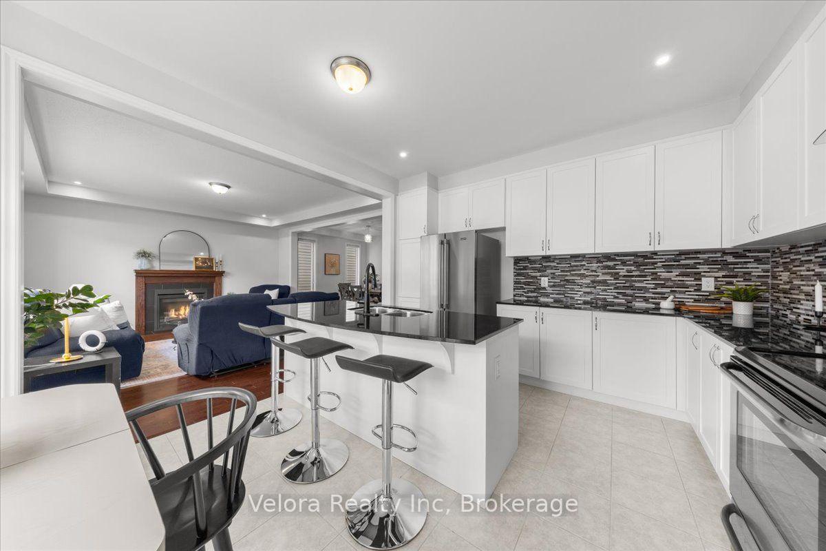 Photo 22 of 762 Rosehill Avenue, Ottawa, Stittsville (North) — HOMEH