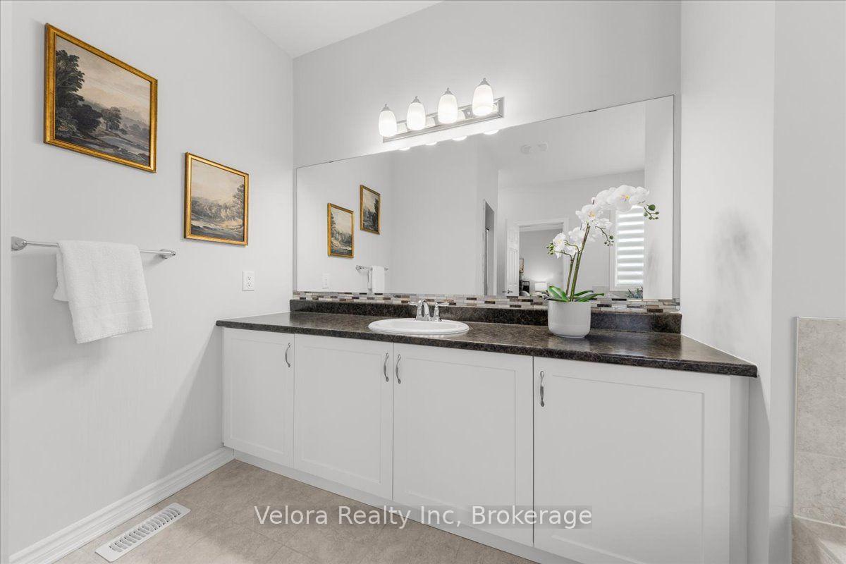 Photo 31 of 762 Rosehill Avenue, Ottawa, Stittsville (North) — HOMEH