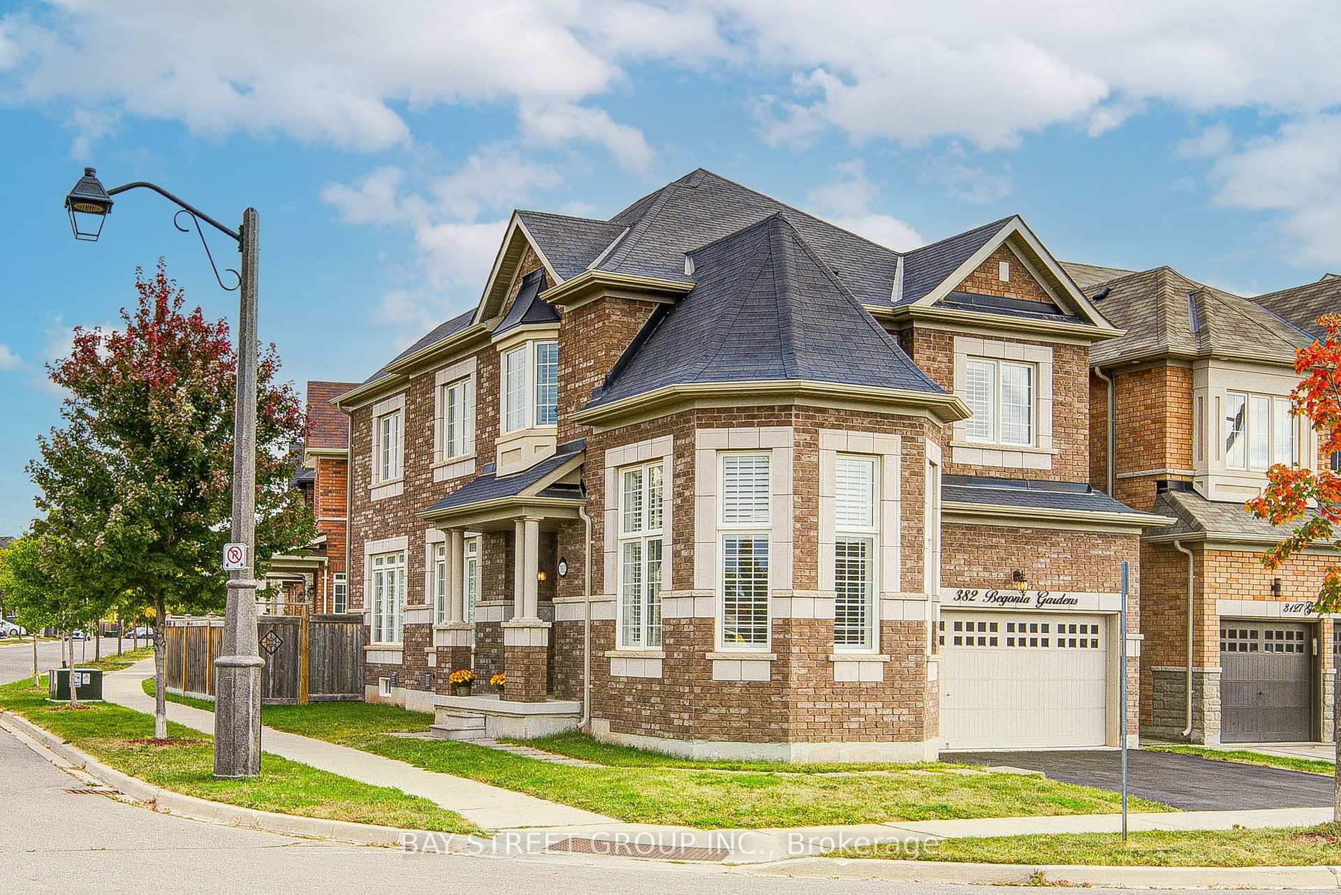 Photo of 382 Begonia Gardens