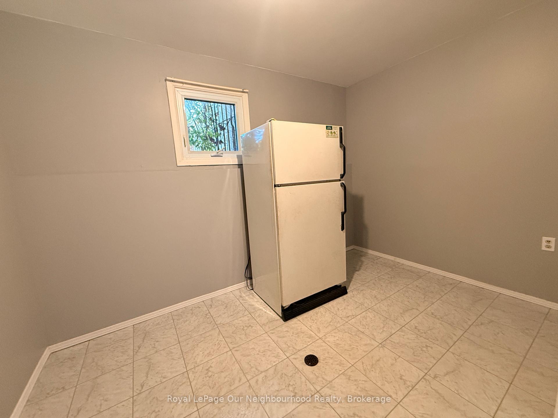 Photo 29 of 74 Centrefield Drive, Clarington, Courtice — HOMEH