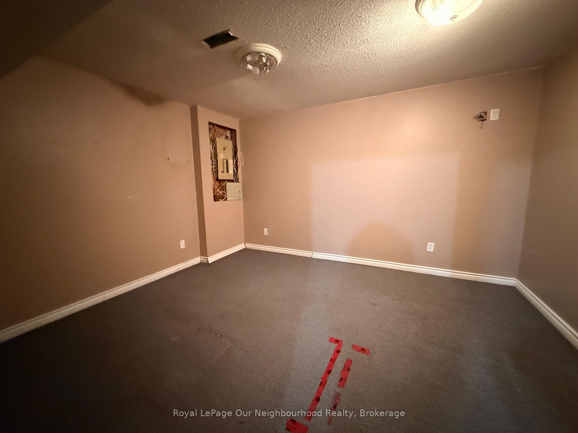 Photo 30 of 74 Centrefield Drive, Clarington, Courtice — HOMEH
