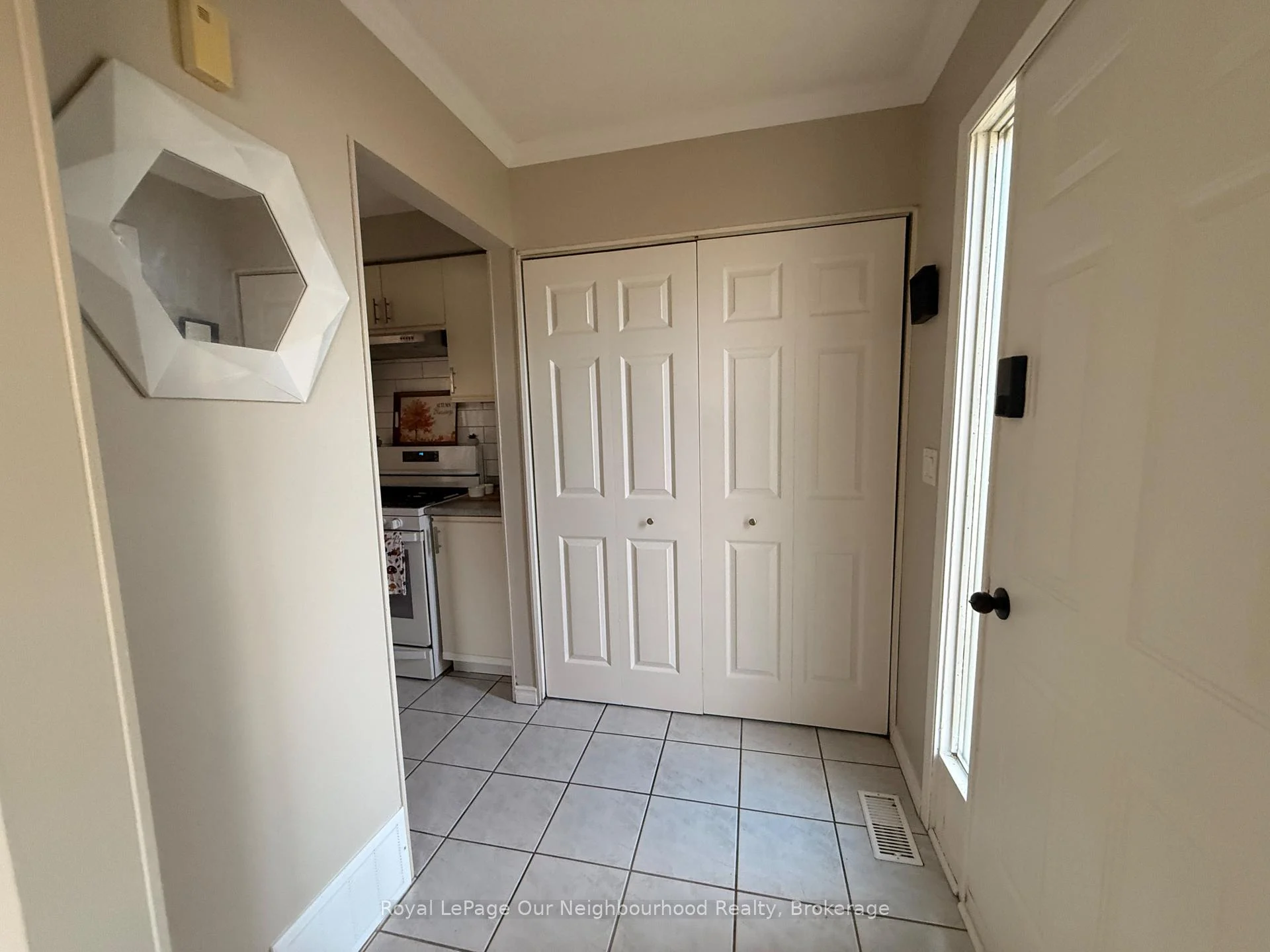 Photo 21 of 74 Centrefield Drive, Clarington, Courtice — HOMEH