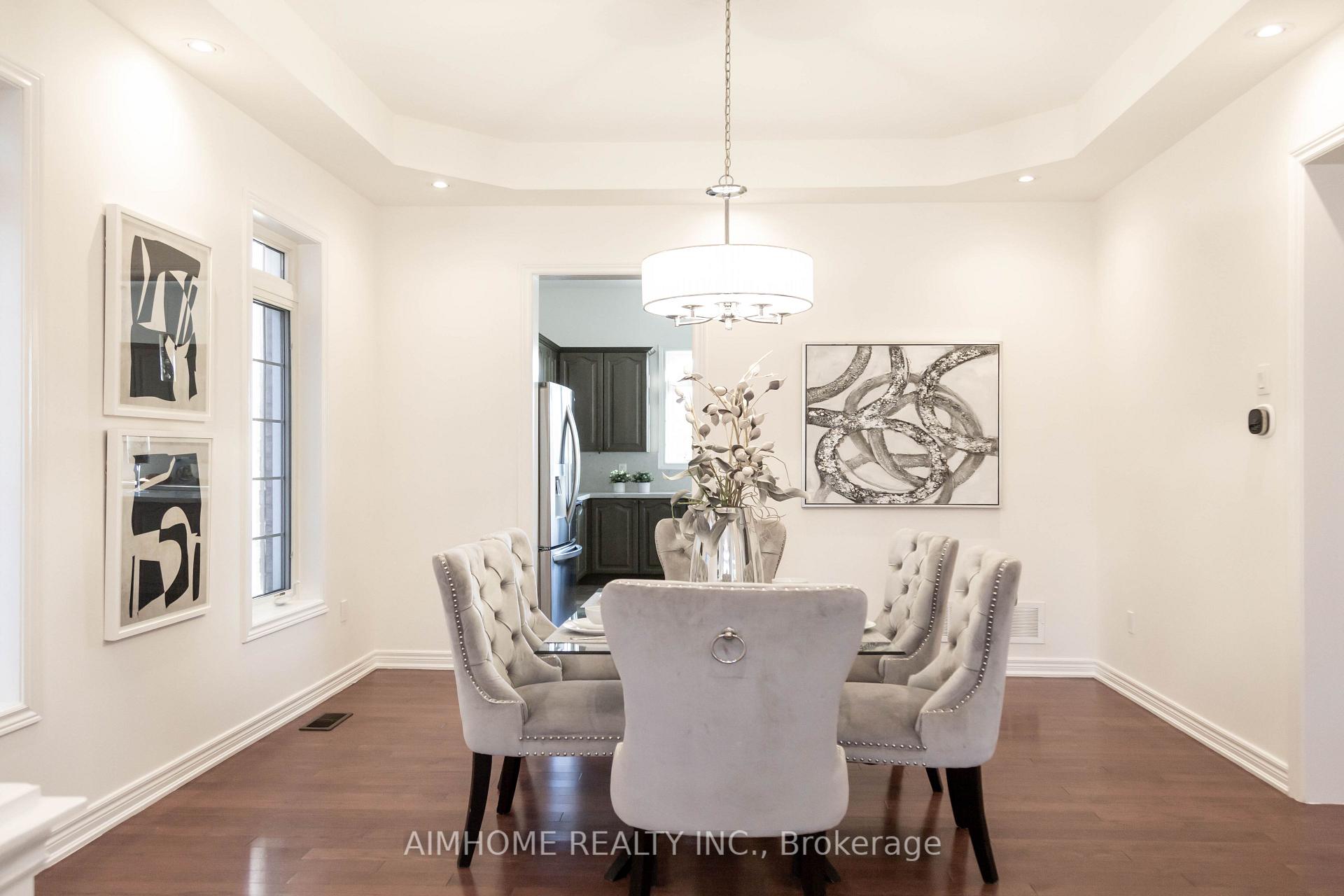 Photo 7 of 11 Alpaca Drive, Richmond Hill, Jefferson — HOMEH