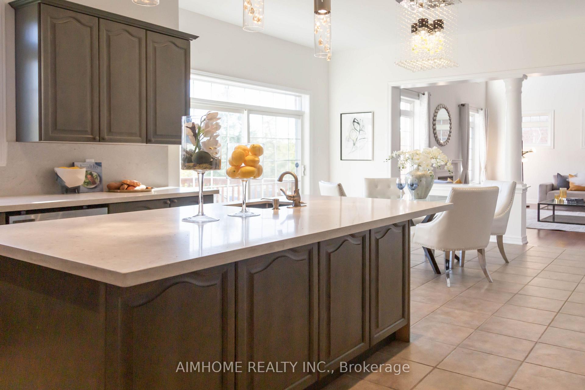 Photo 11 of 11 Alpaca Drive, Richmond Hill, Jefferson — HOMEH
