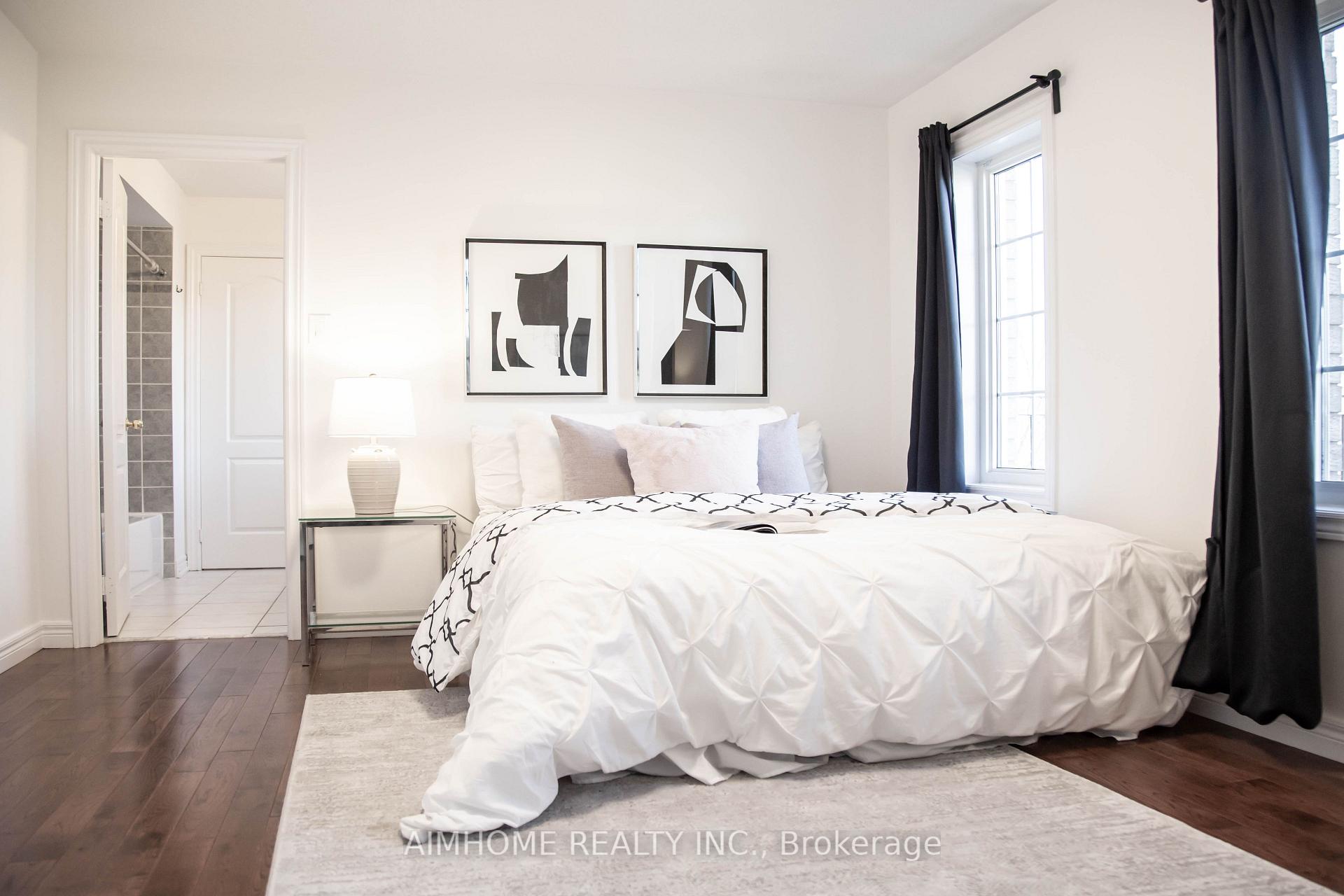 Photo 21 of 11 Alpaca Drive, Richmond Hill, Jefferson — HOMEH