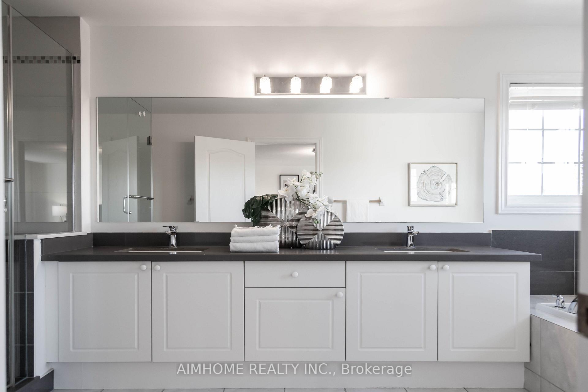 Photo 28 of 11 Alpaca Drive, Richmond Hill, Jefferson — HOMEH