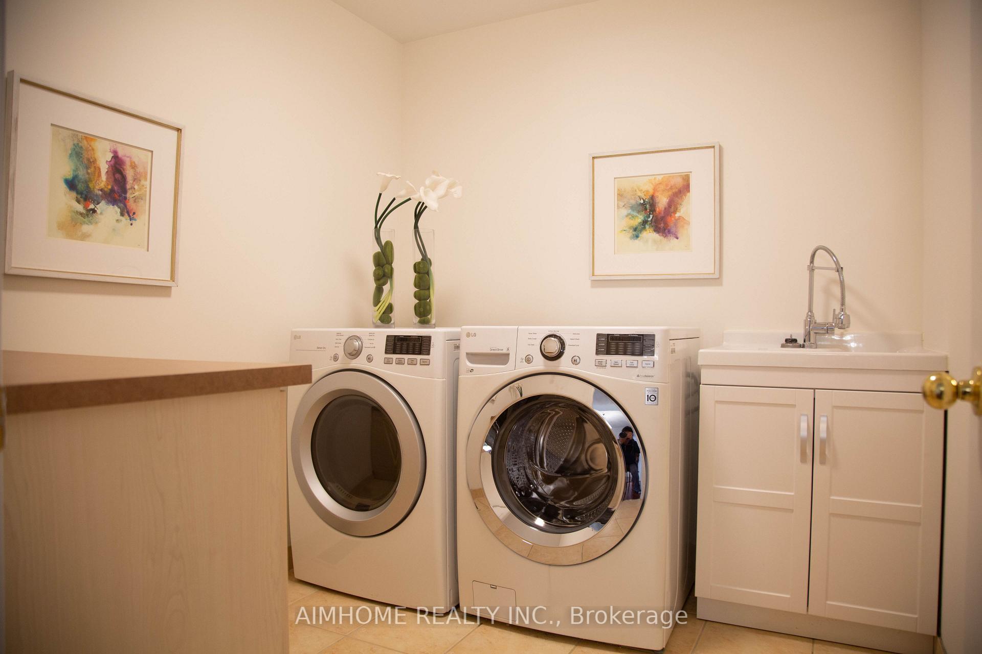 Photo 29 of 11 Alpaca Drive, Richmond Hill, Jefferson — HOMEH