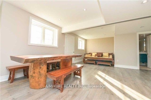 Photo 23 of 11 Alpaca Drive, Richmond Hill, Jefferson — HOMEH