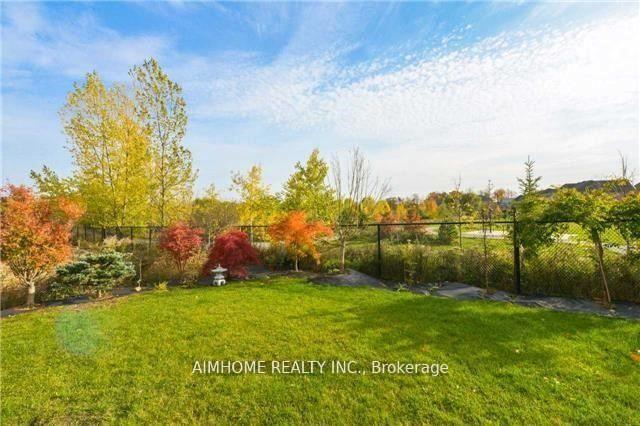Photo 32 of 11 Alpaca Drive, Richmond Hill, Jefferson — HOMEH