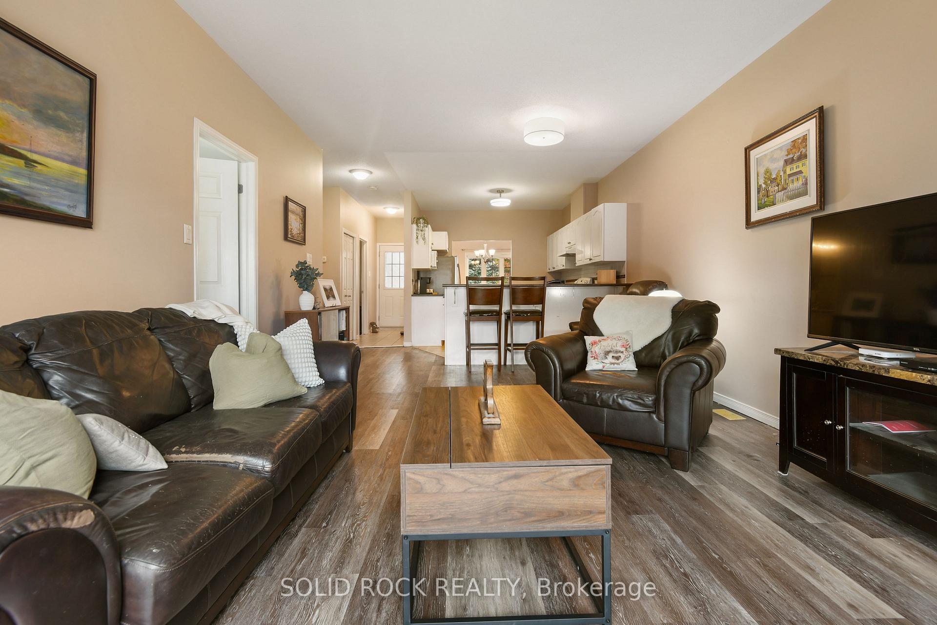 Photo 4 of 16 Moe Robillard Street, Arnprior, Arnprior — HOMEH