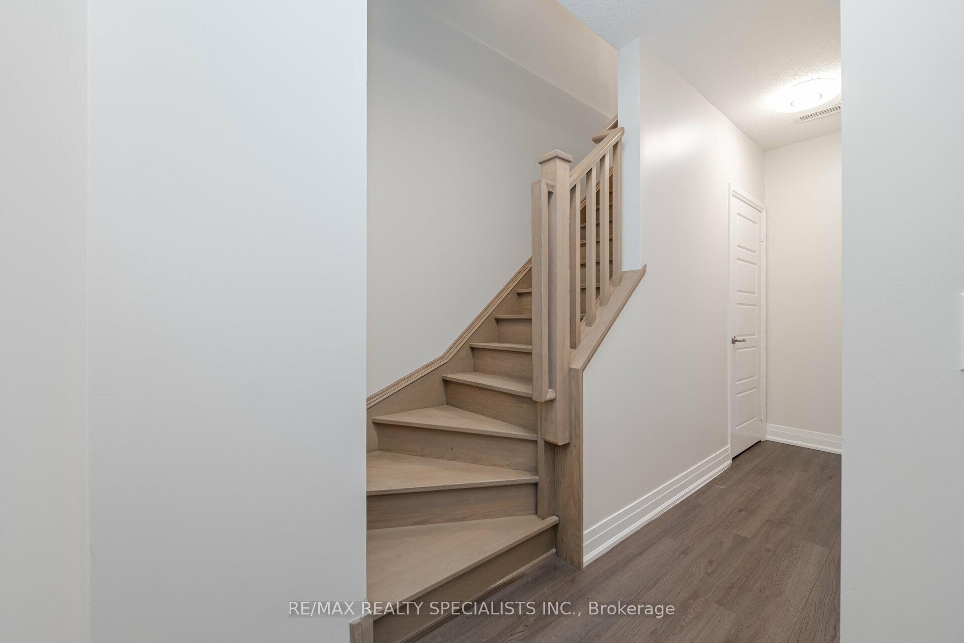 Photo 11 of Unit 103, 1208 Main Street E, Milton, Dempsey — HOMEH