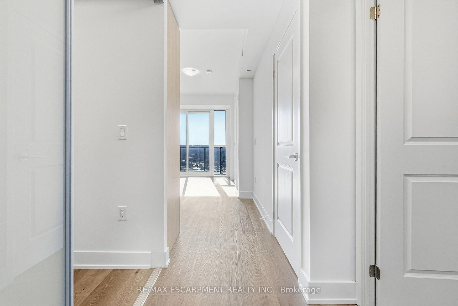 Photo 4 of Unit 1308B, 125 Nipissing Road, Milton, Timberlea — HOMEH