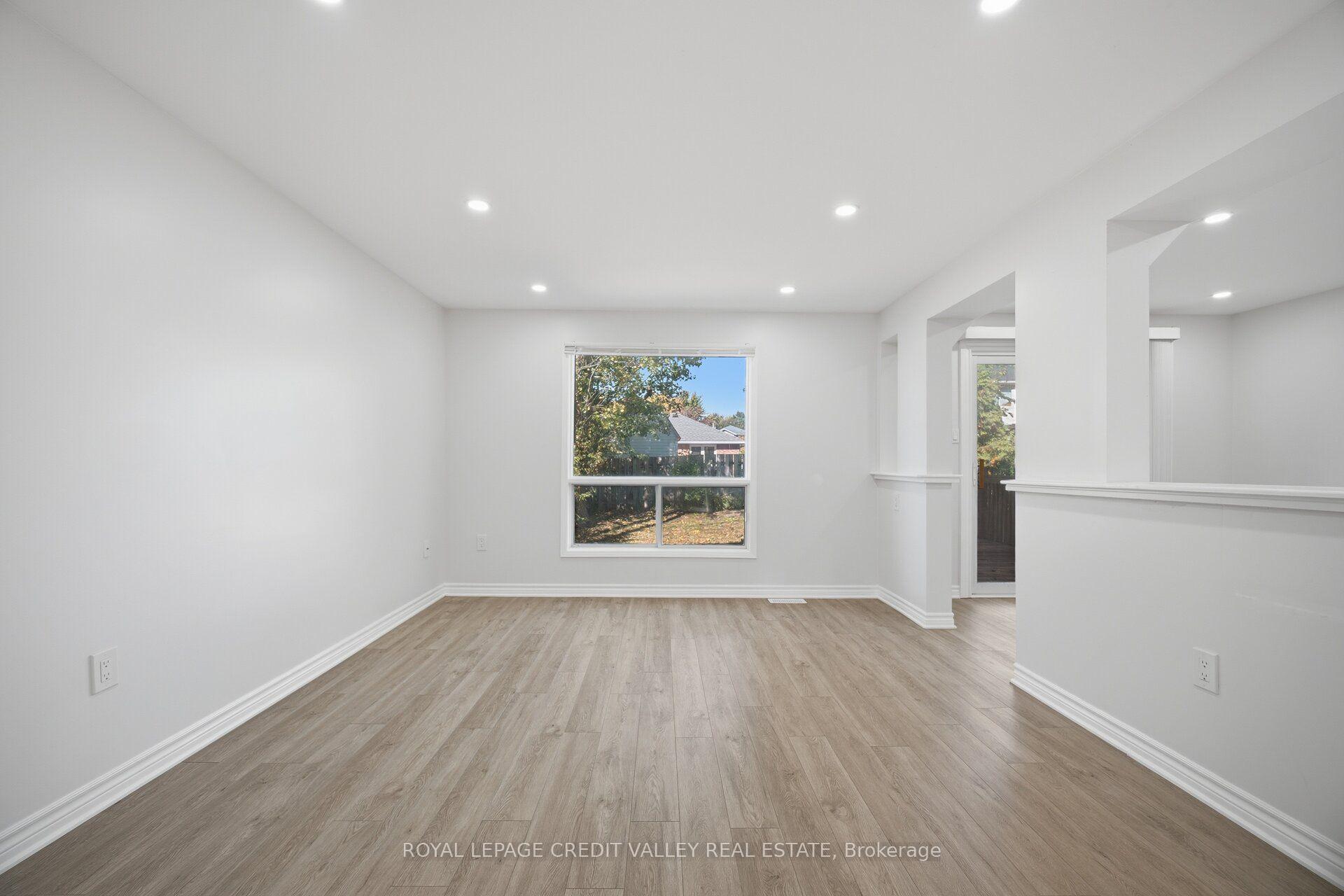 Photo 7 of 37 Rodgers Road, Guelph, Kortright West — HOMEH
