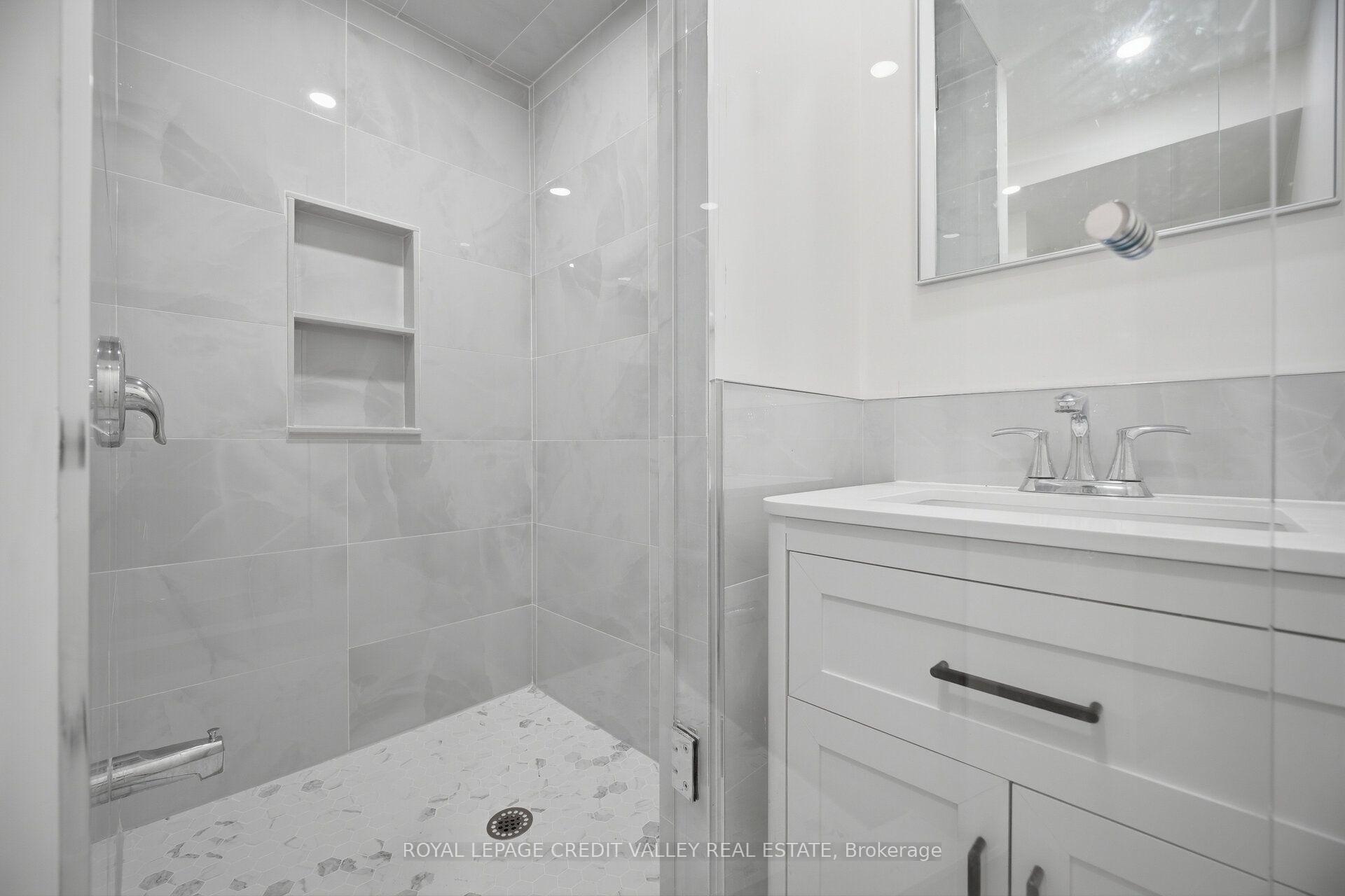 Photo 44 of 37 Rodgers Road, Guelph, Kortright West — HOMEH