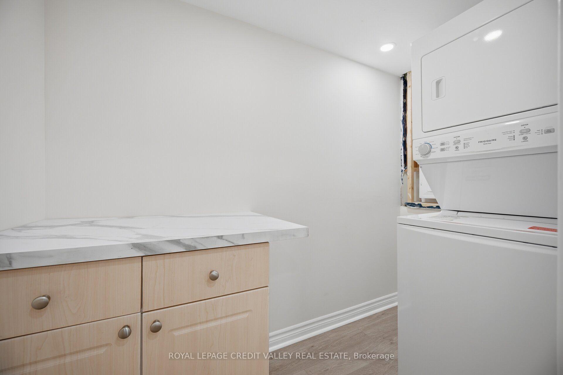 Photo 47 of 37 Rodgers Road, Guelph, Kortright West — HOMEH