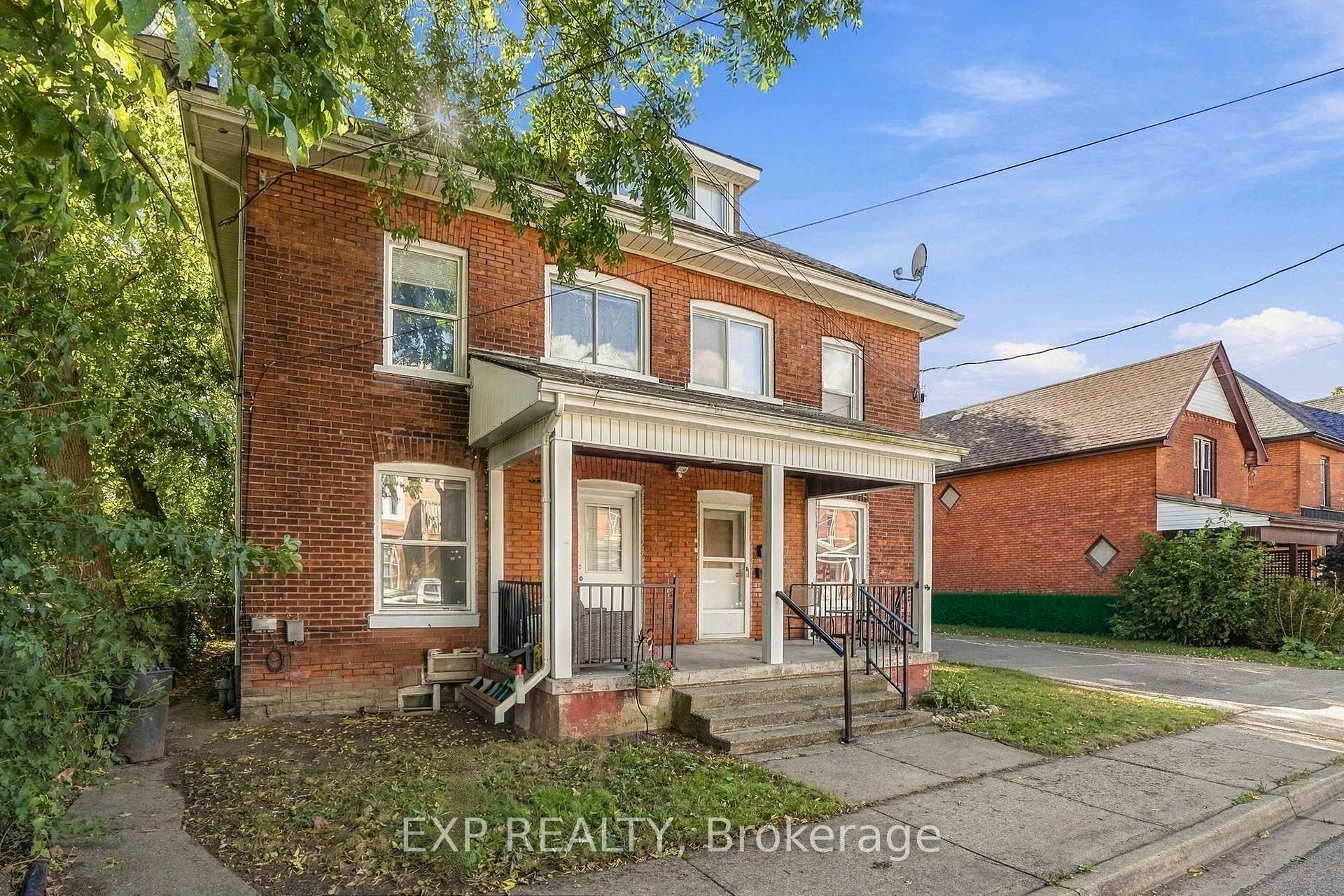 Photo 4 of 11 Hart Street, Brant, Brantford Twp — HOMEH