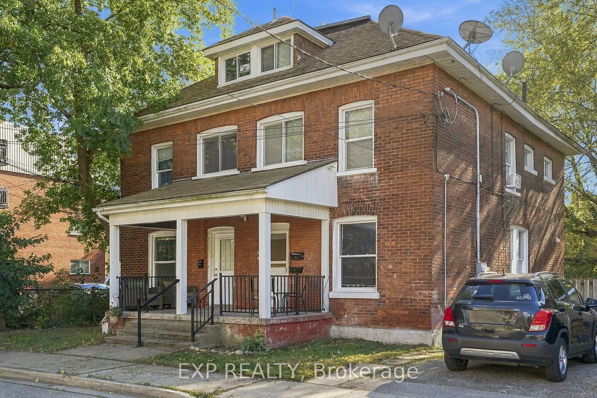 Photo 5 of 11 Hart Street, Brant, Brantford Twp — HOMEH