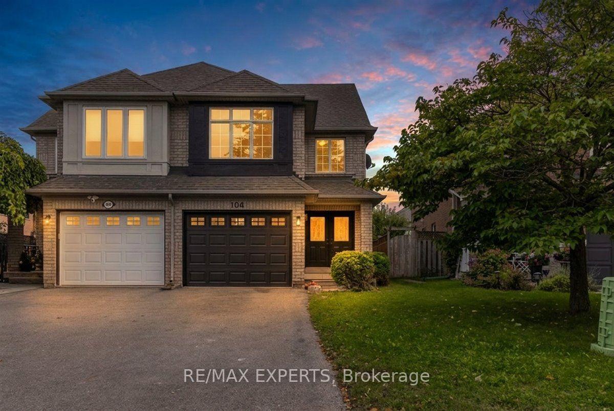 Photo of 104 Echo Ridge Crescent