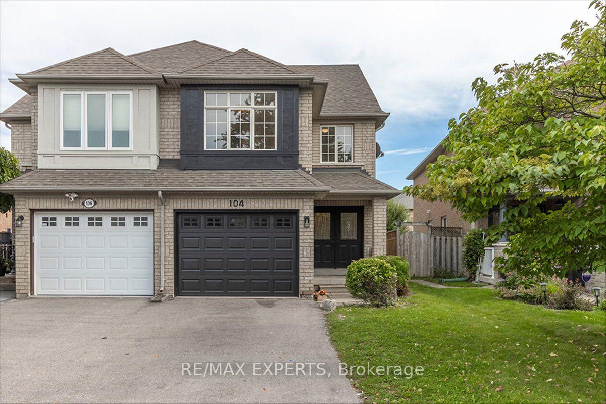 Photo 3 of 104 Echo Ridge Crescent, Vaughan, Sonoma Heights — HOMEH