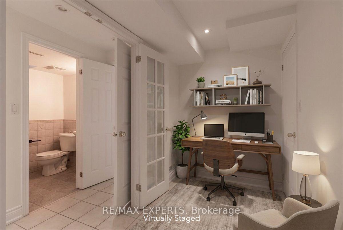 Photo 38 of 104 Echo Ridge Crescent, Vaughan, Sonoma Heights — HOMEH