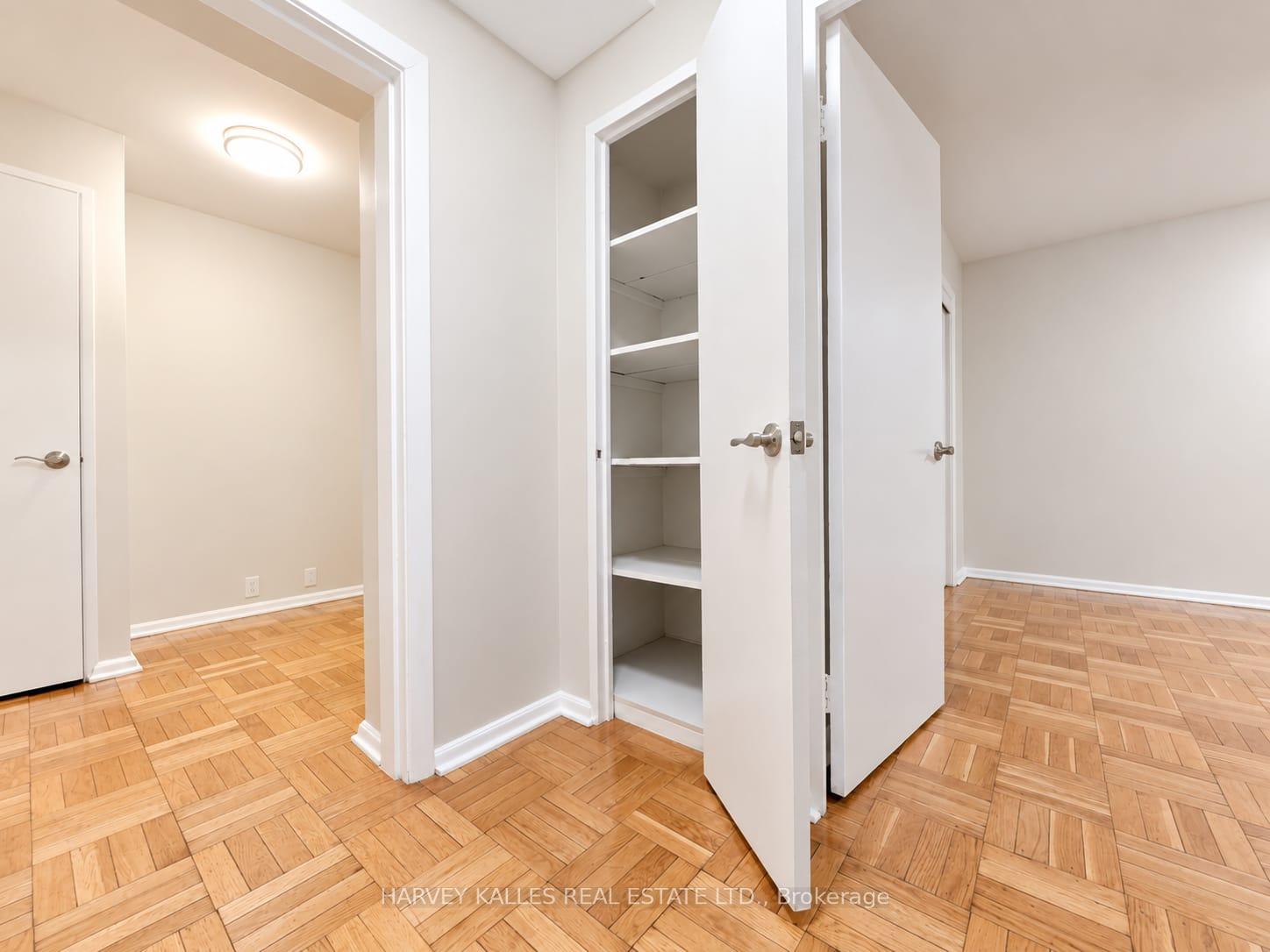 Photo 3 of Unit 1B, 65 Old Mill Road, Etobicoke, Kingsway South — HOMEH