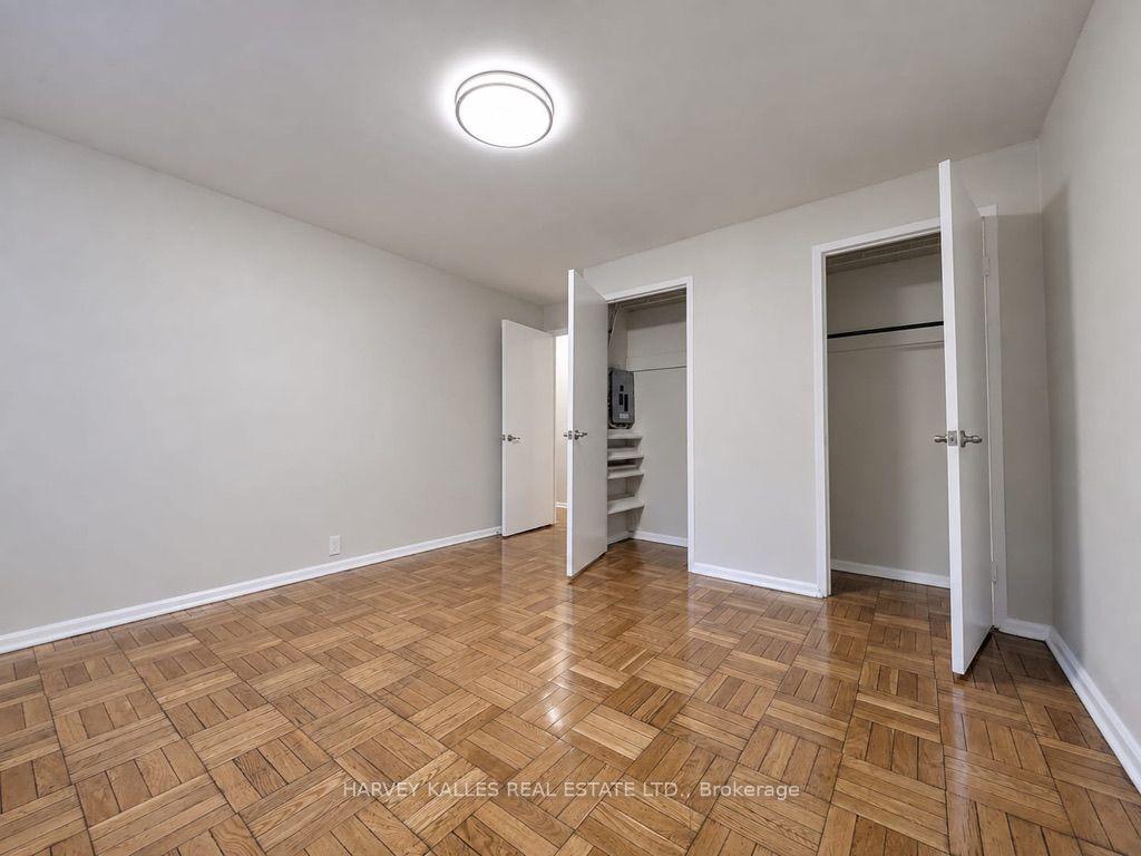 Photo 7 of Unit 1B, 65 Old Mill Road, Etobicoke, Kingsway South — HOMEH