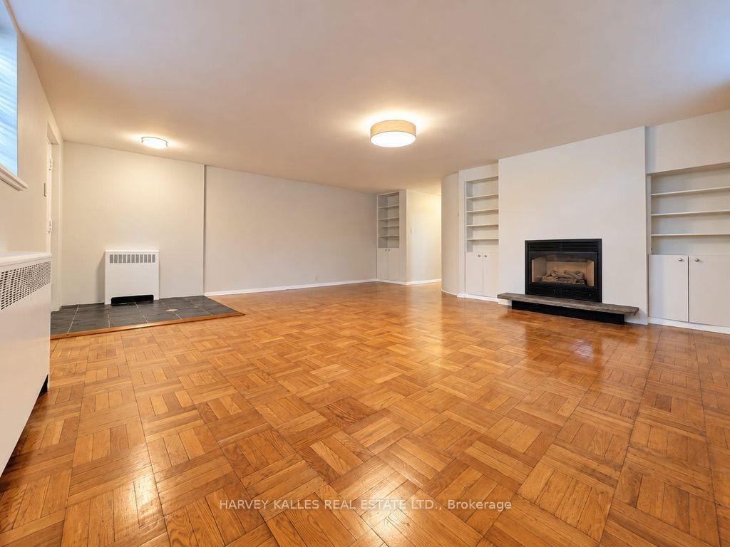 Photo 14 of Unit 1B, 65 Old Mill Road, Etobicoke, Kingsway South — HOMEH