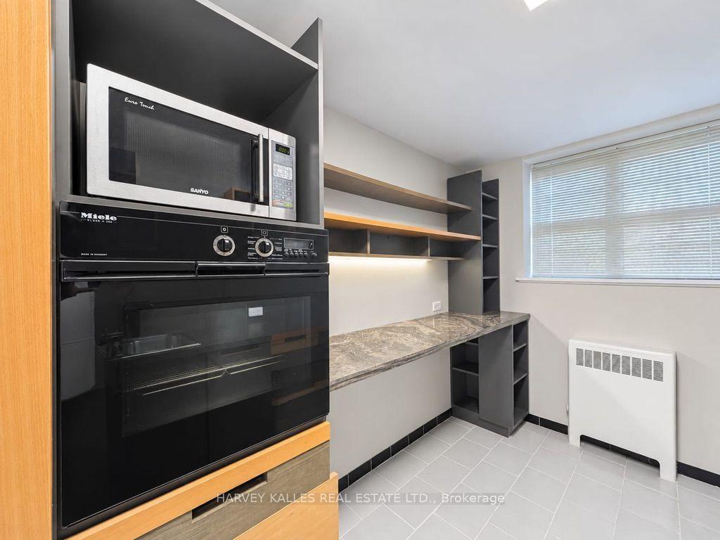 Photo 18 of Unit 1B, 65 Old Mill Road, Etobicoke, Kingsway South — HOMEH