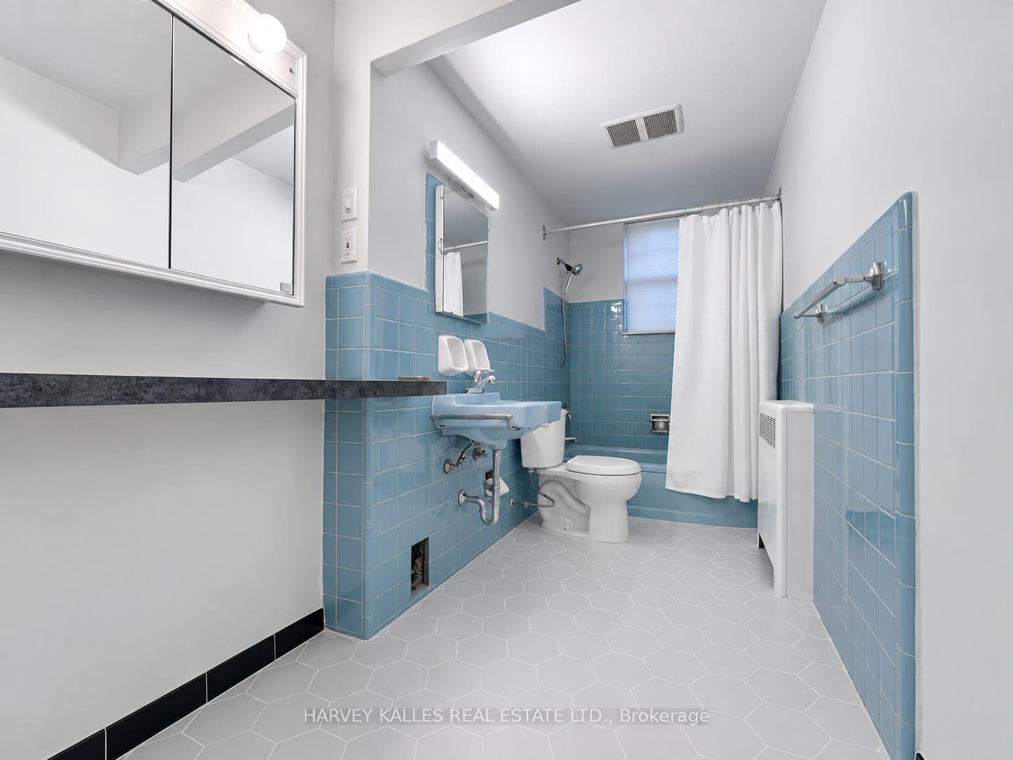 Photo 22 of Unit 1B, 65 Old Mill Road, Etobicoke, Kingsway South — HOMEH
