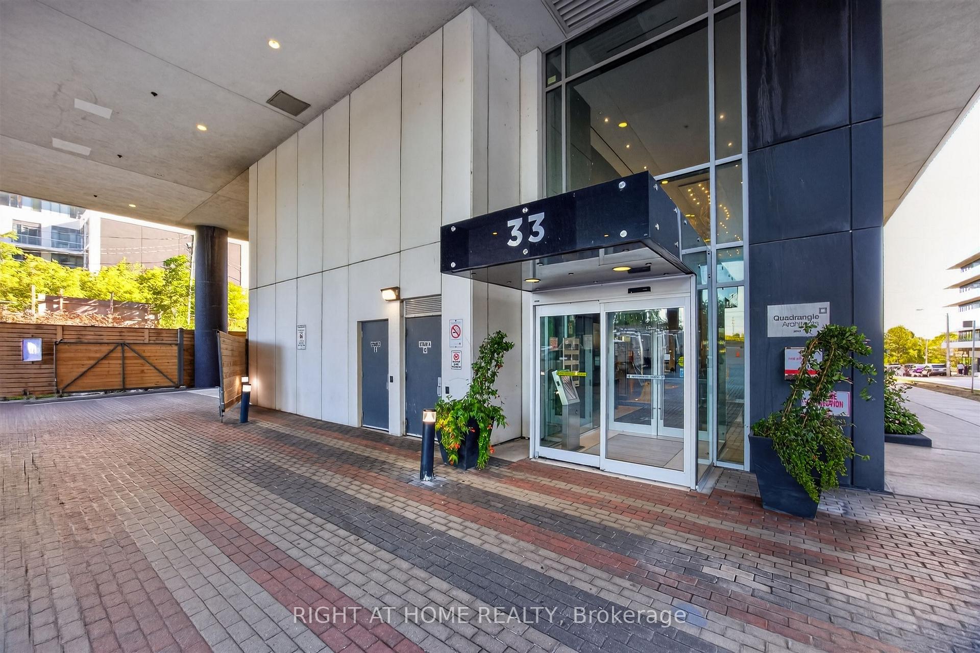Photo 17 of Unit 1801, 33 Shore Breeze Drive, Etobicoke, Mimico — HOMEH