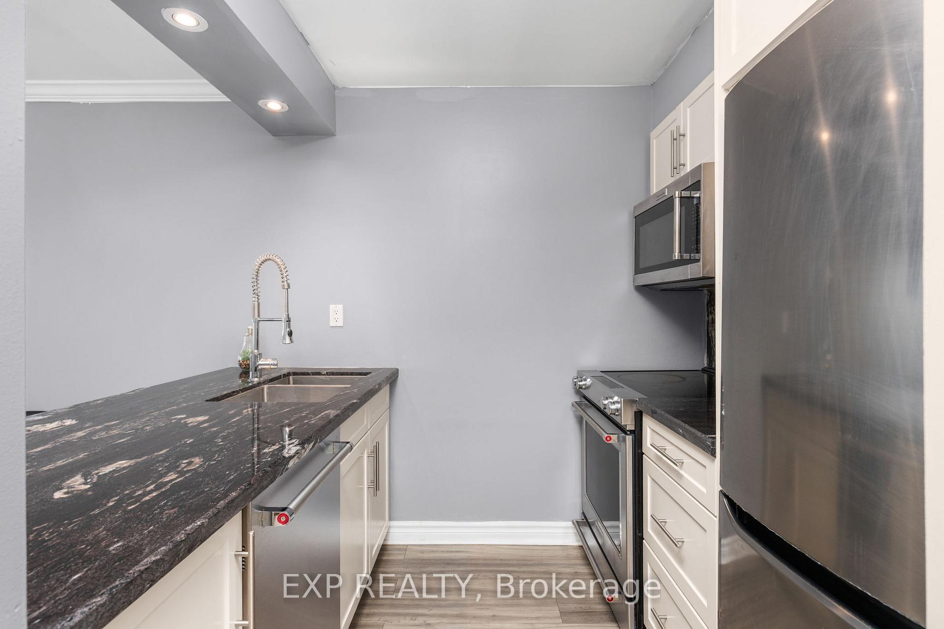 Photo 8 of Unit 409, 889 Bay Street, Toronto, Bay Street Corridor — HOMEH