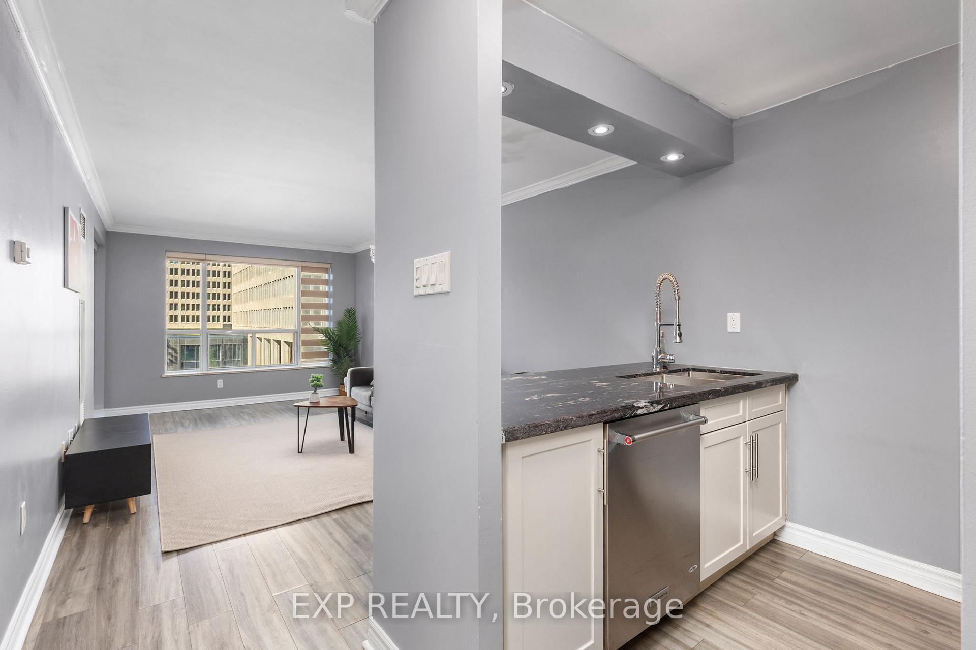Photo 9 of Unit 409, 889 Bay Street, Toronto, Bay Street Corridor — HOMEH