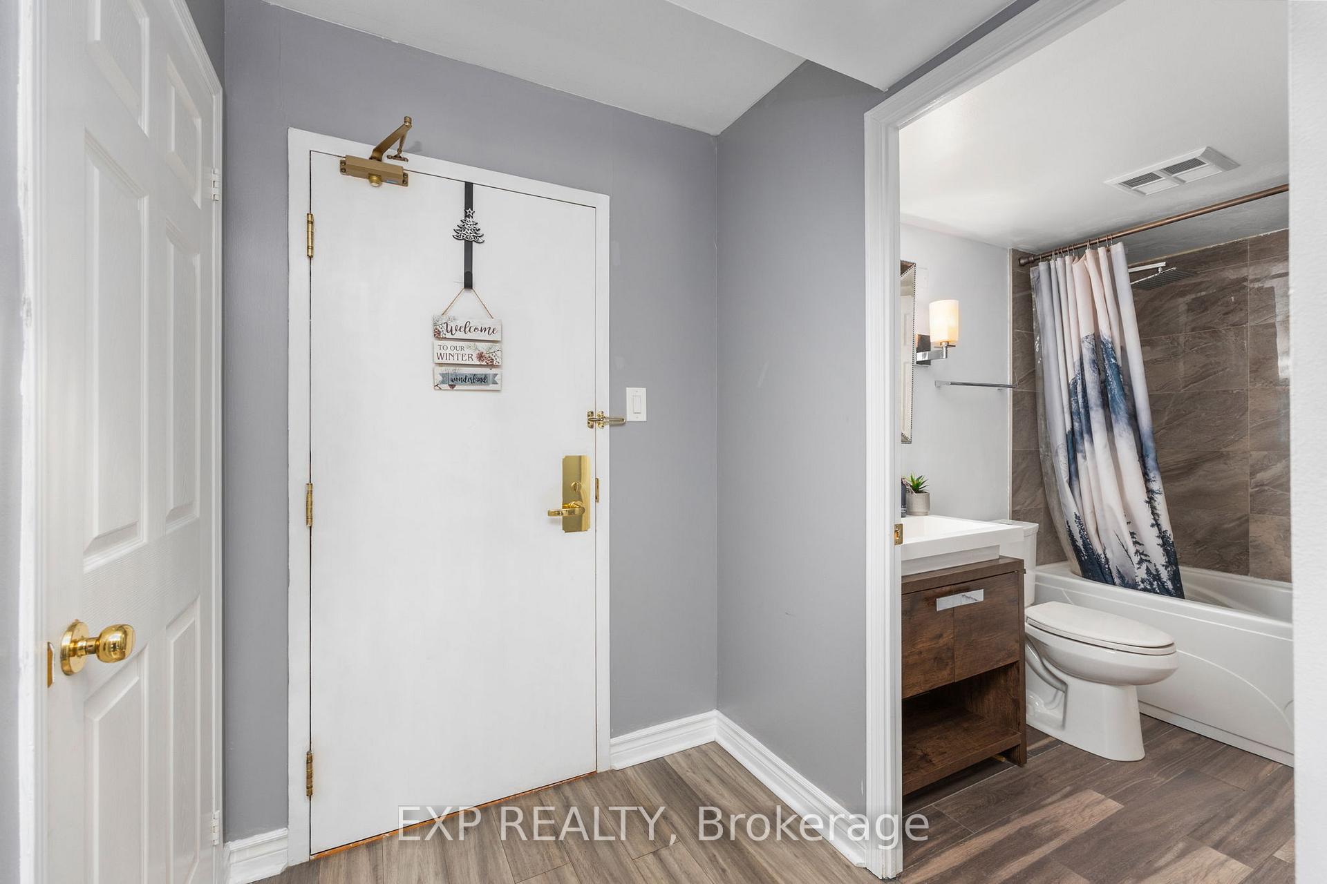 Photo 10 of Unit 409, 889 Bay Street, Toronto, Bay Street Corridor — HOMEH