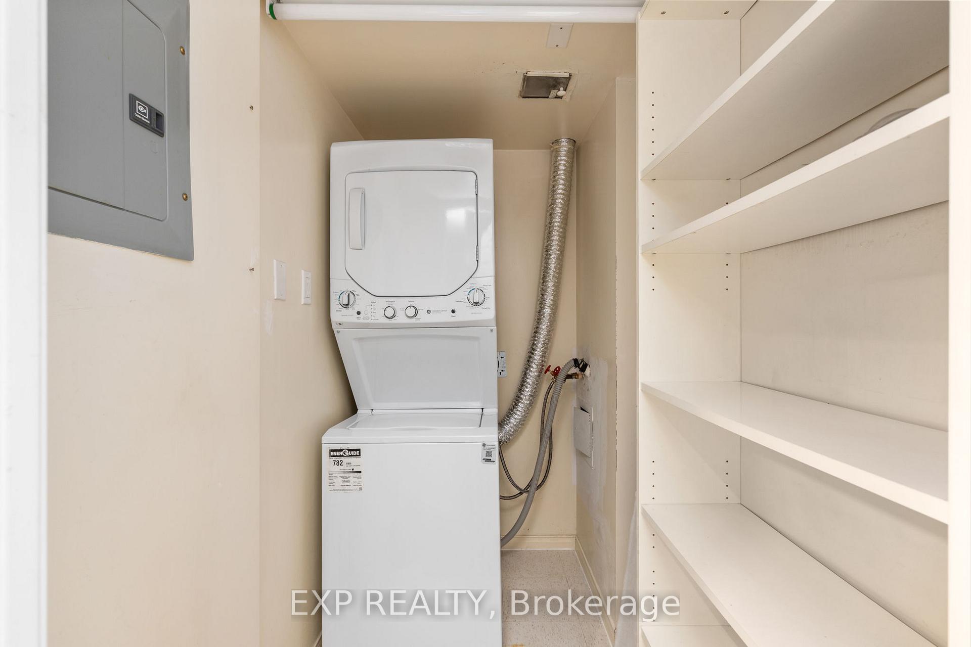 Photo 12 of Unit 409, 889 Bay Street, Toronto, Bay Street Corridor — HOMEH