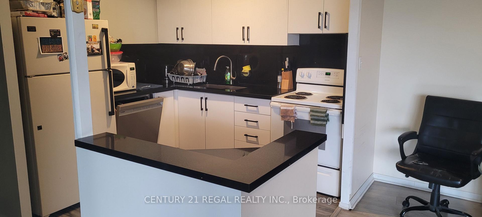 Photo 3 of Unit 804, 380 Dixon Road, Etobicoke, Kingsview Village-The Westway — HOMEH