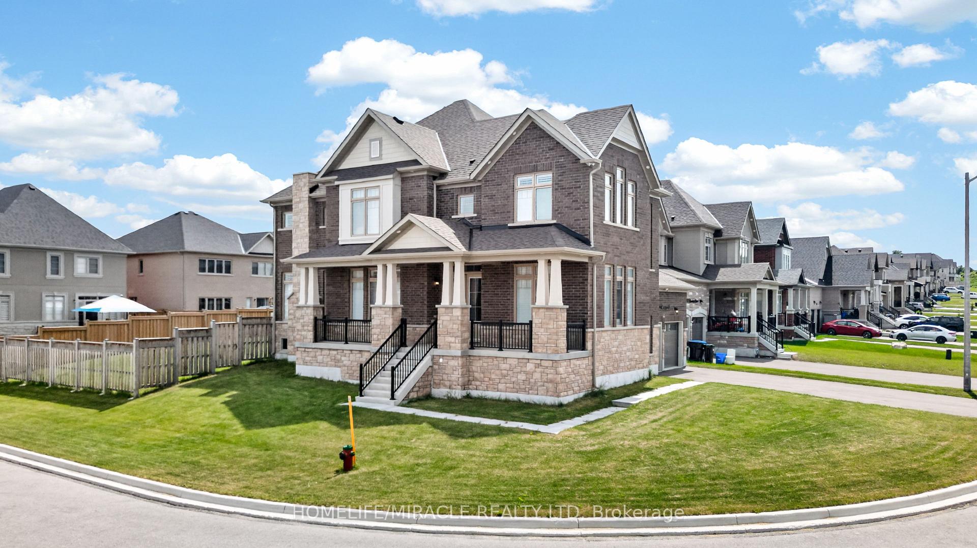 Photo 3 of 1518 Broderick Street, Innisfil, Rural Innisfil — HOMEH