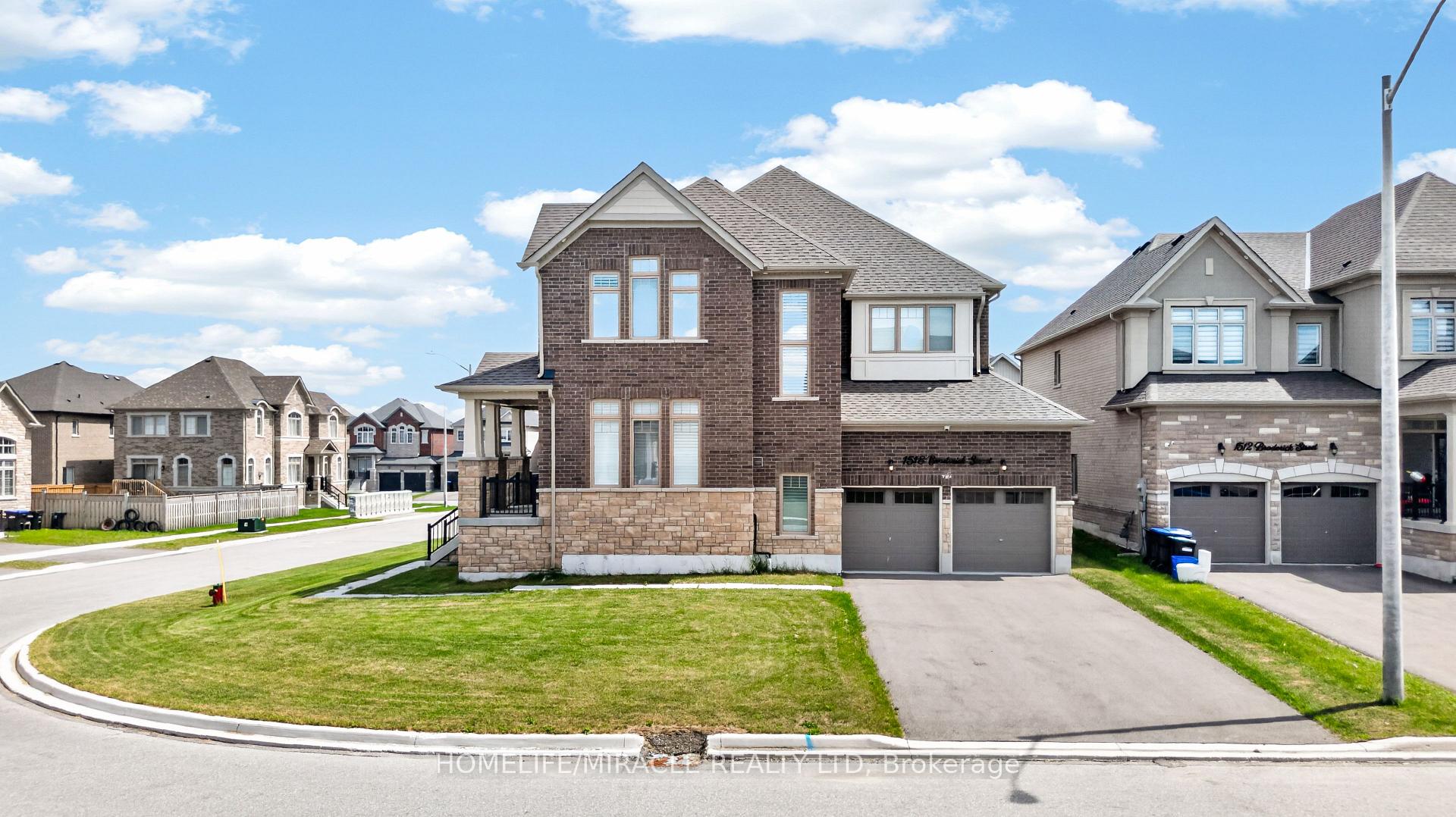 Photo 5 of 1518 Broderick Street, Innisfil, Rural Innisfil — HOMEH