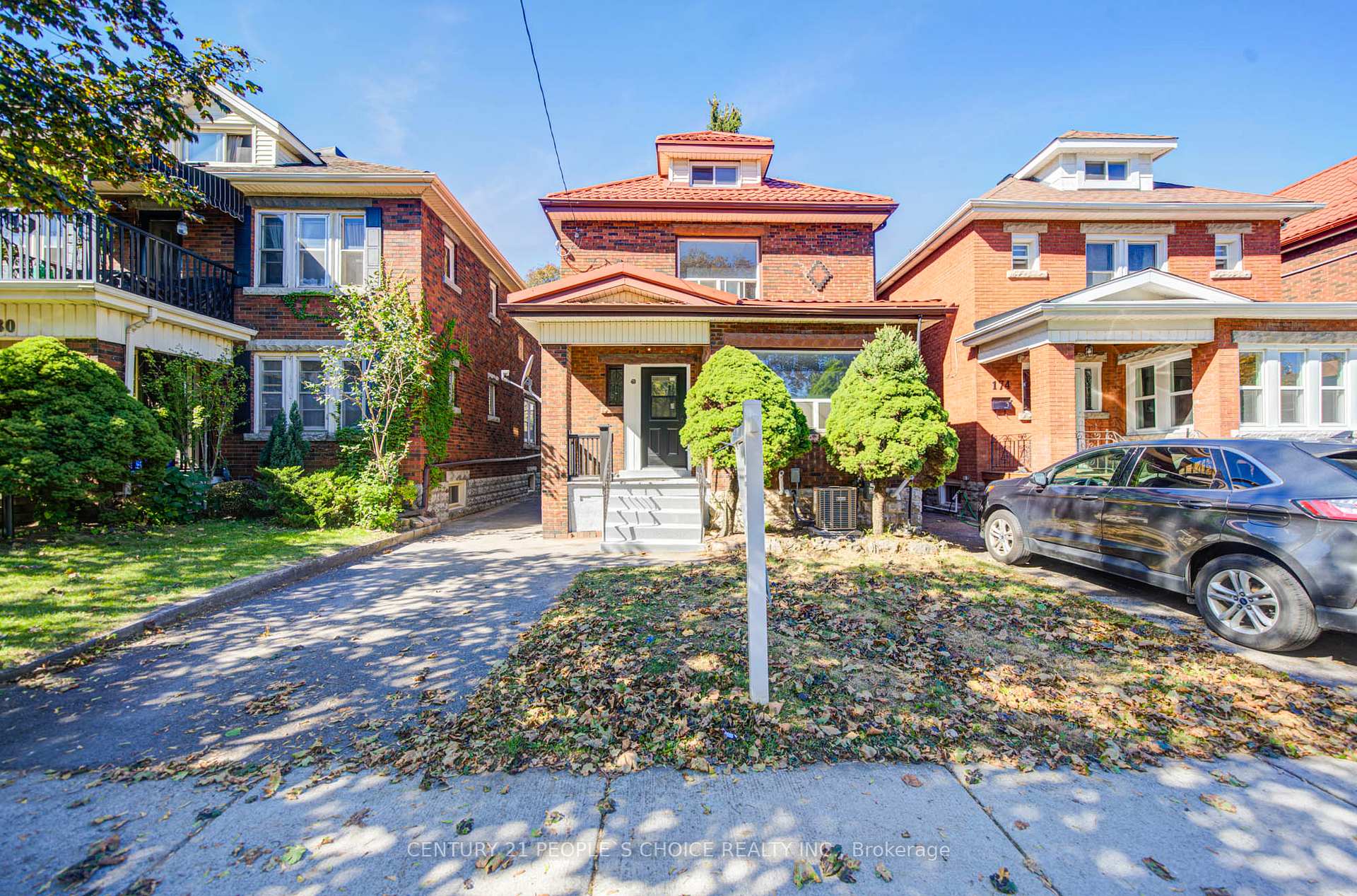Photo of 176 London Street S